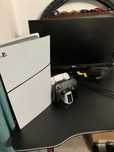Vând Consolă PS5 Digital 825 GB SLIM,  cu Monitor și cont de jocuri