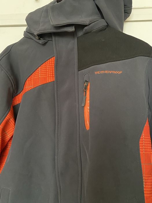 Непромукаемо яке за момче