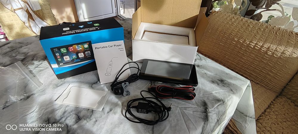 7 inch Carplay Monitor : BT/FM/TF/CARPLAY/ANDROID AUTO