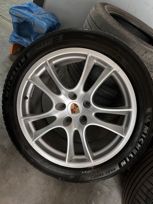 Шины летние Michelin Pilot Sport 4 SUV 111Y 295/40/21