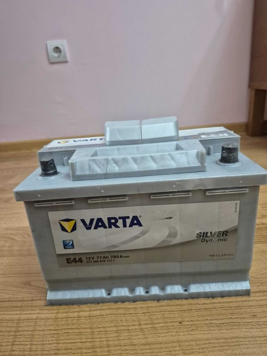 Акумулатор  VARTA  77ah  780a