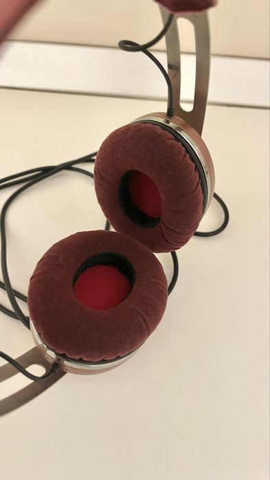 Casti audio On-Ear Sennheiser Momentum, Roz