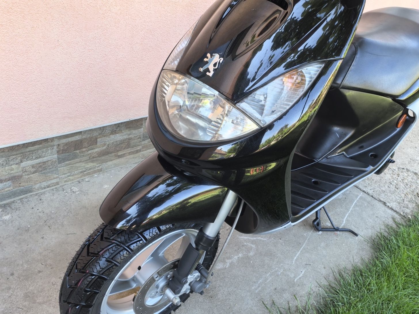 КАТО НОВ!! PEUGEOT VIVACITY Продавам скутер 50см3
