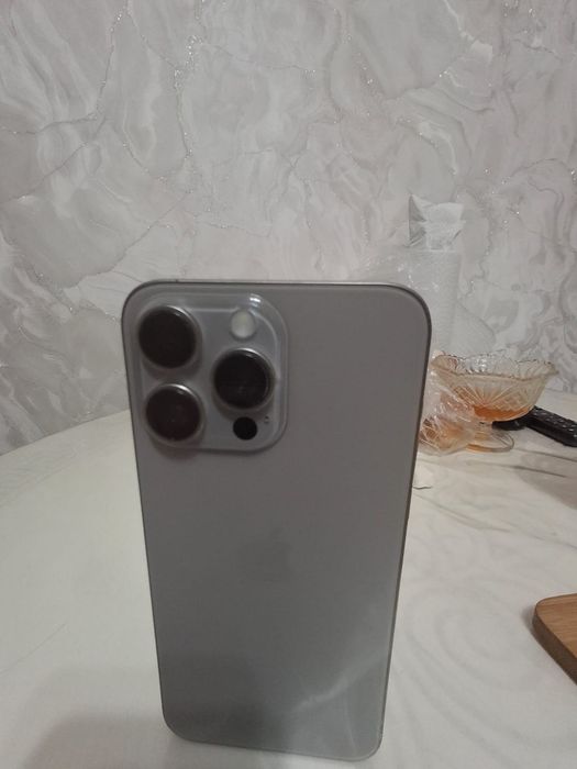 Продам айфон 15 про макс 512 гб