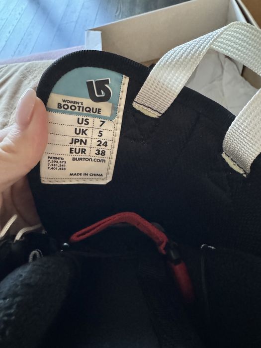 Vând Boots Burton snowboard