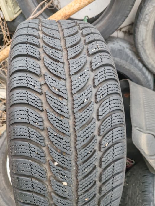 Vând jante 5x112, R 16  și R17 cu anvelope. Iarna