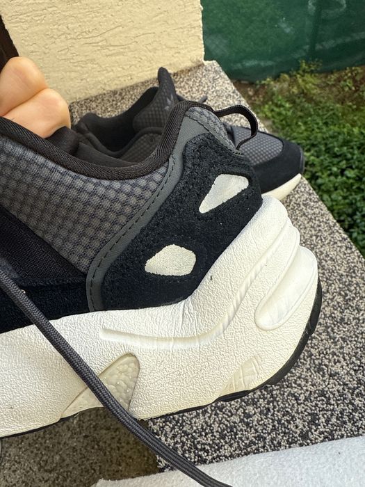 Дамски обувки adidas