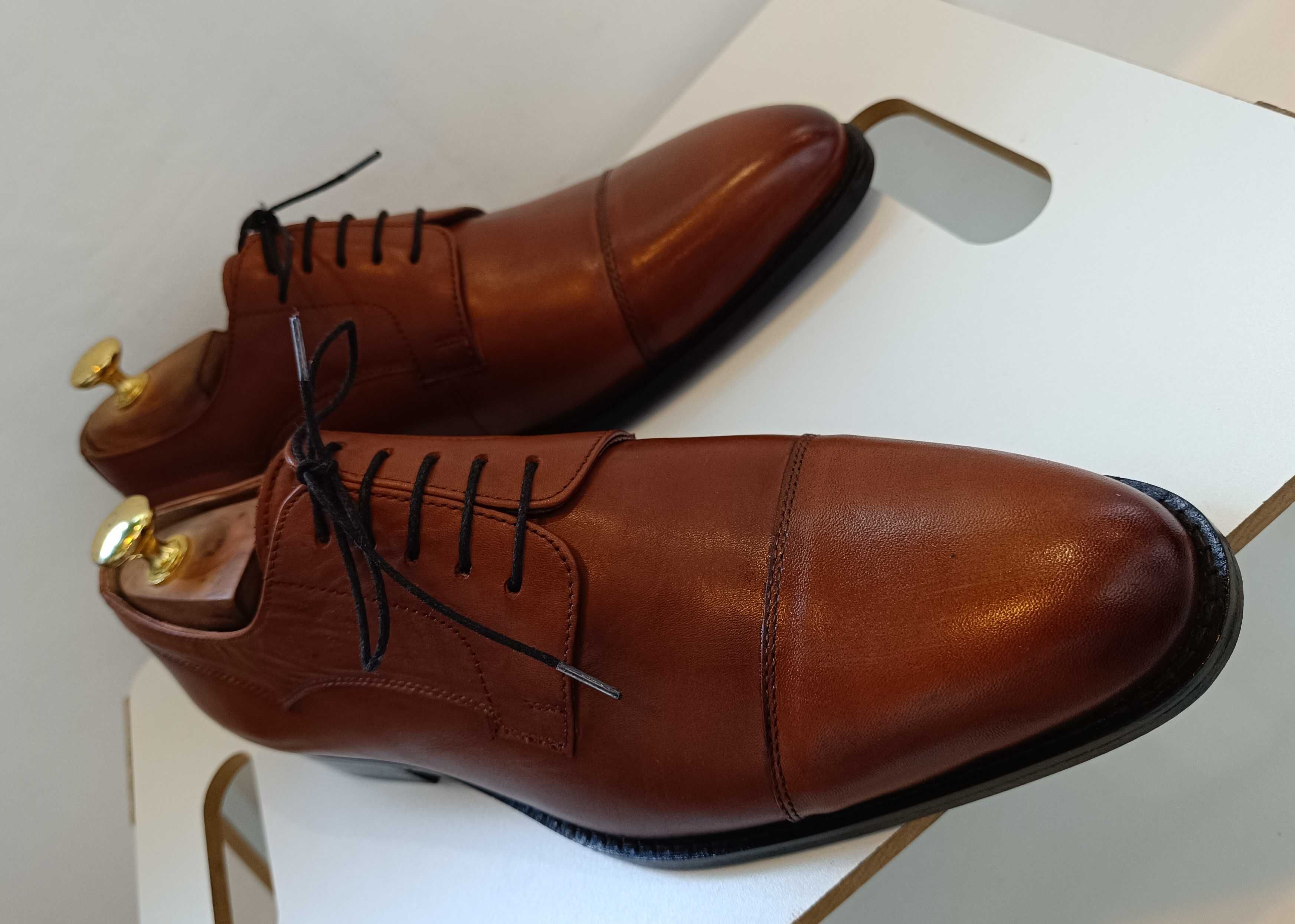 Pantofi derby 42 de lux lucrati manual La Maison Du Chausseur NOI piel