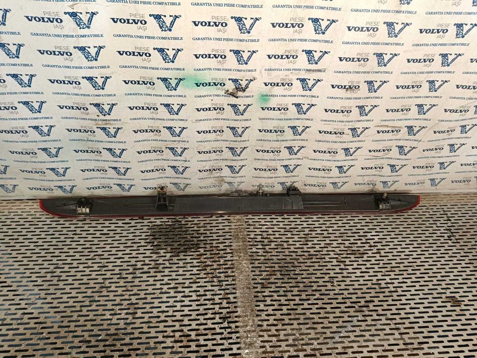 Stop luneta Volvo XC60 2009-2016 89073320