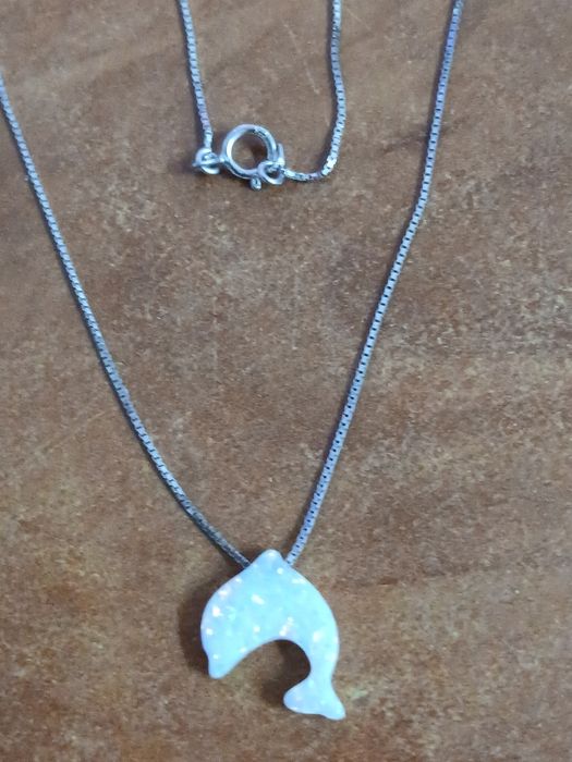 Сребърен синджир със седеф