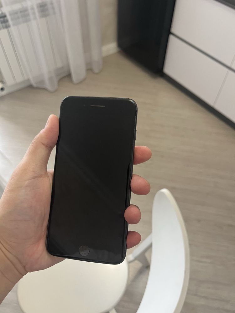 Iphone 8 plus 64gb