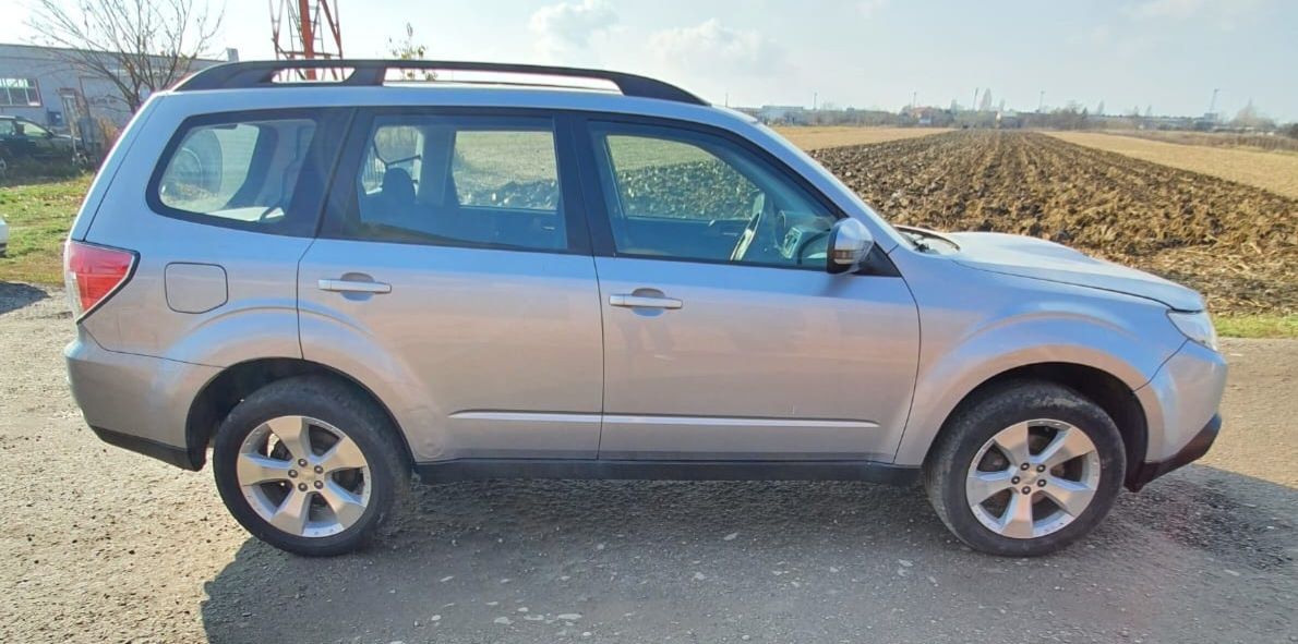 Dezmembrez Subaru Forester, an 2012, 2.0 diesel