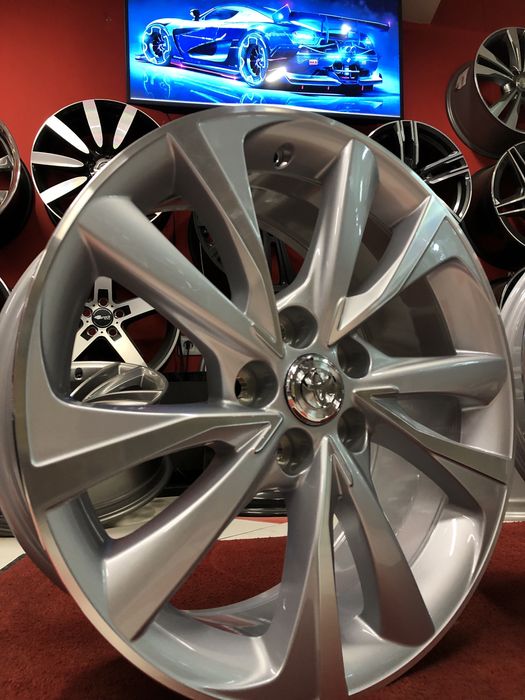 18ц Джанти 5х114.3 Lexus NX RC UX Toyota Rav-4 Оригинални