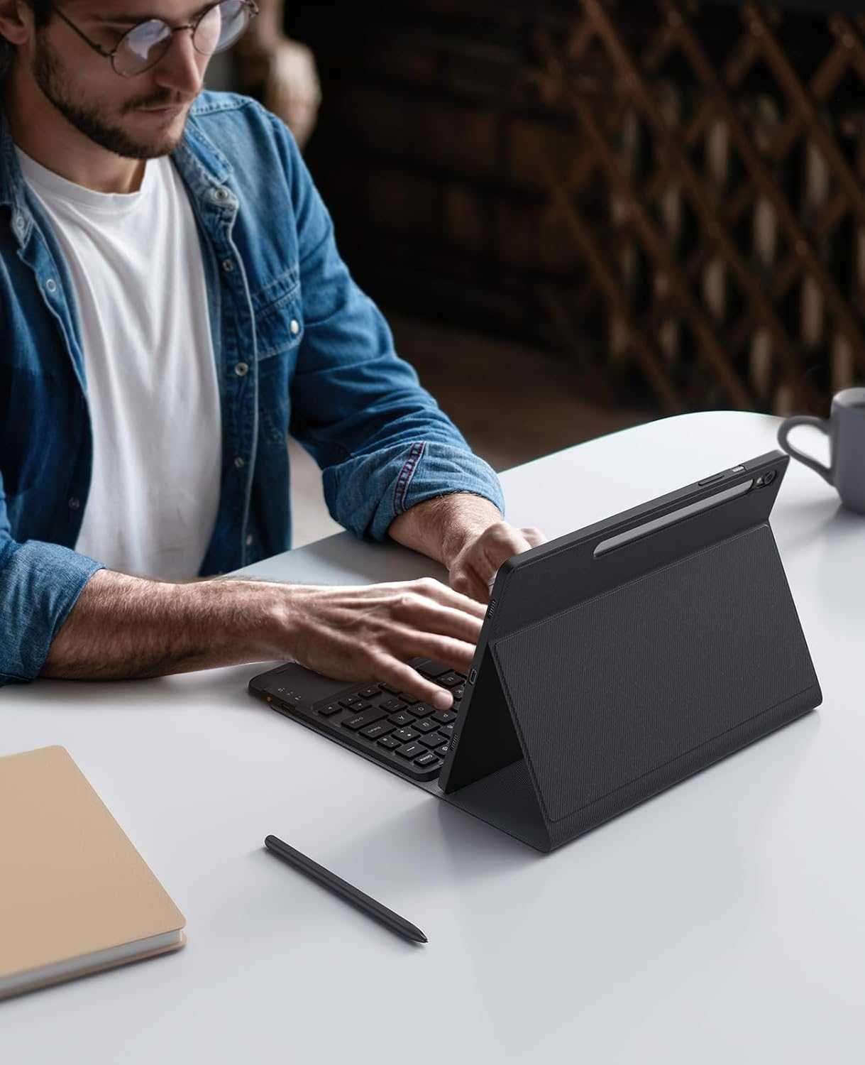 Husa cu Tastatură Earto cu touchpad pentru Galaxy Tab S9 11 inch