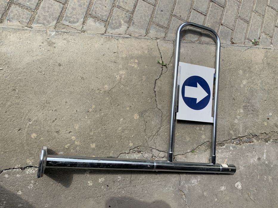 Продам механическу вороту правую состояние новая