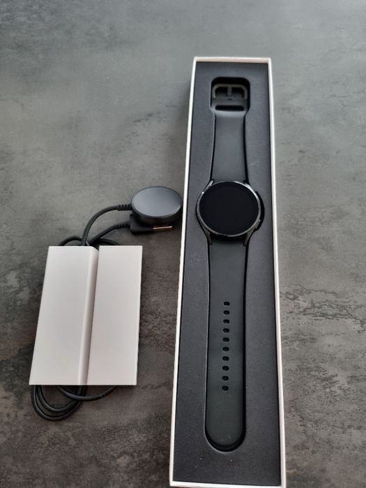 Samsung Galaxy Watch 4