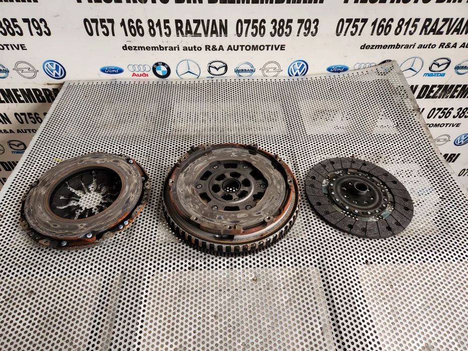 Kit Ambreiaj Volanta Masa Dubla Ca Si Noi Renault Dacia Mercedes Juke Kadjar Captur Clio 5 Megane 4