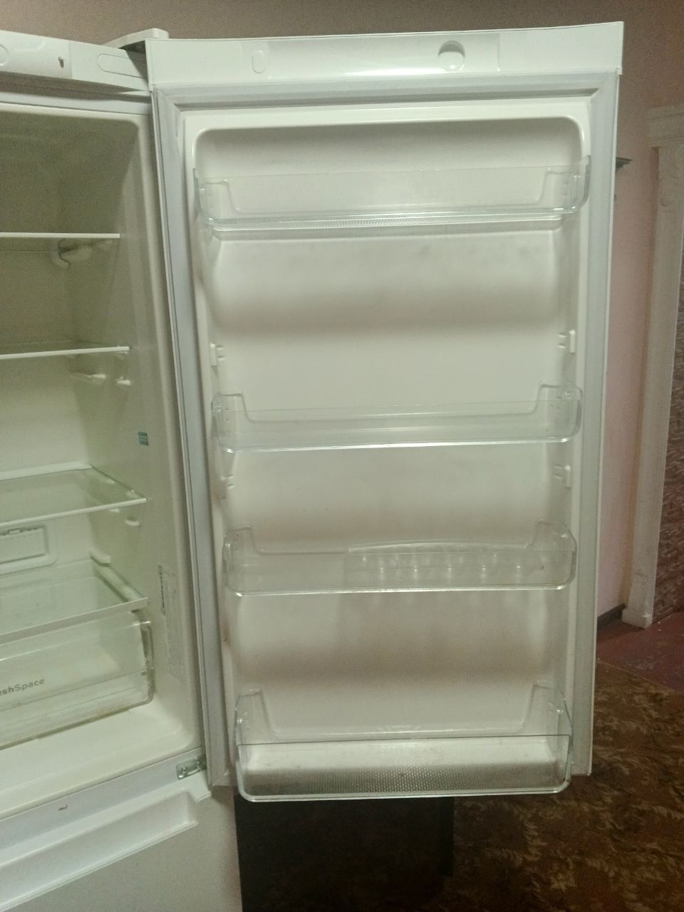 Индезит почти новый,коп пайдалынбады.