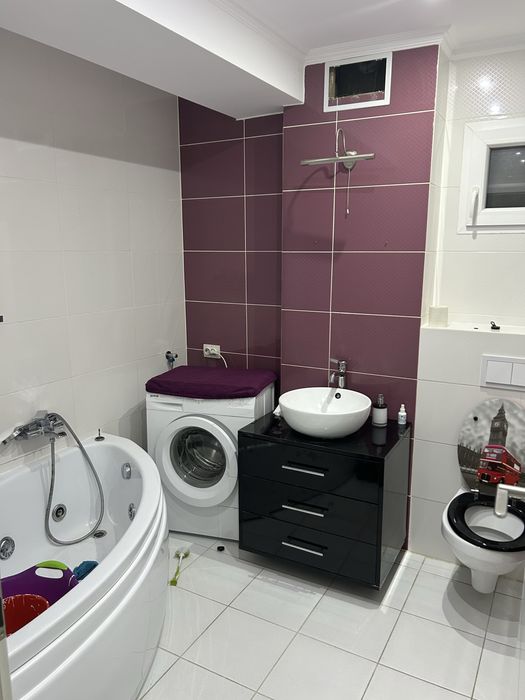 Inchiriez apartament 4 camere