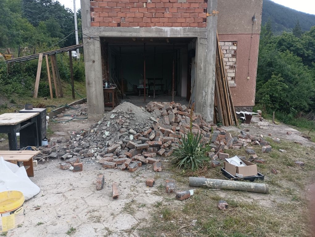 Транспорт и Хамалски услуги