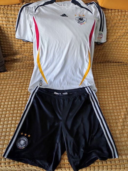 4Tricouri+ 3Perechi Pantaloni Scurti