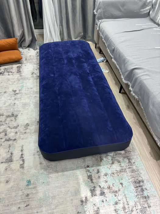 Надувной матрас новый