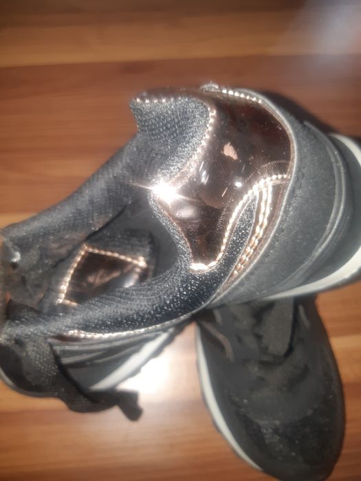 Adidași New Balance