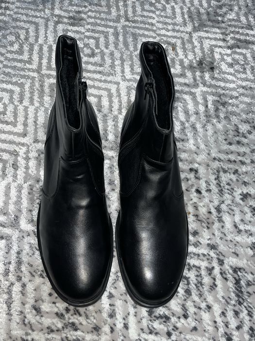 Кожанные ботинки 43размер