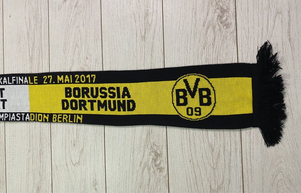 Fular Bvb Borussia Dortmund vs Frankfurt