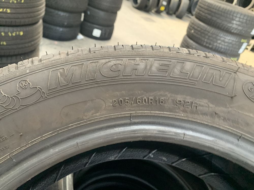 205/60/16 goodyar michelin