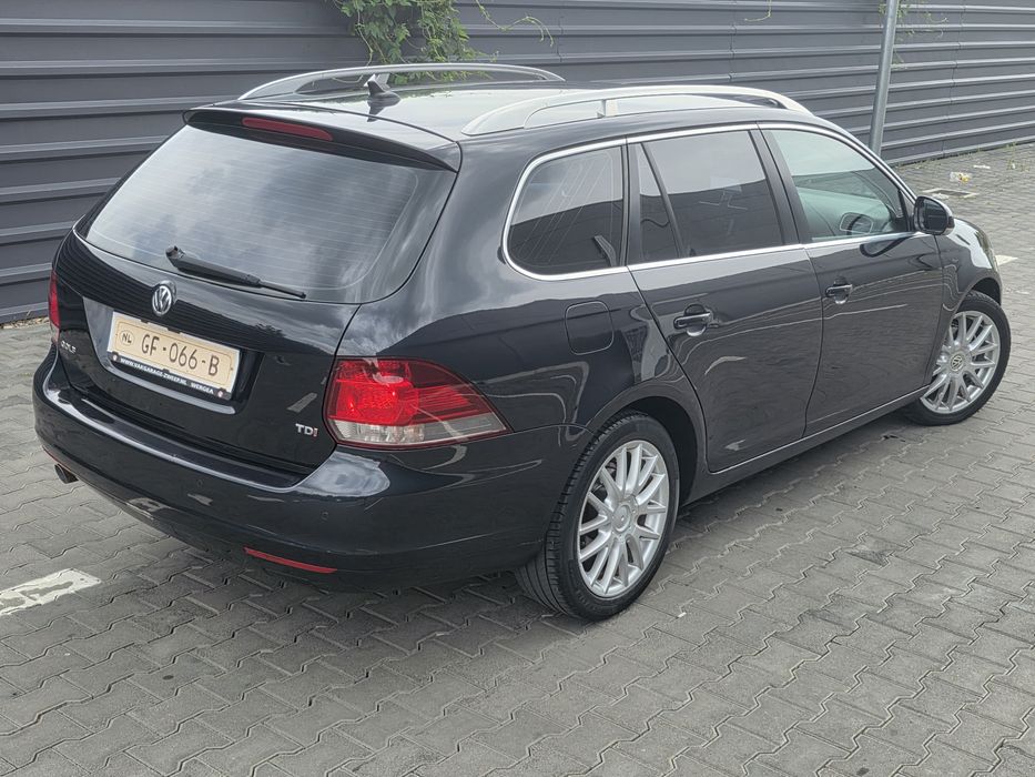 Volkswagen Golf 2011 euro5 diesel navi incalzire clima jante senzori