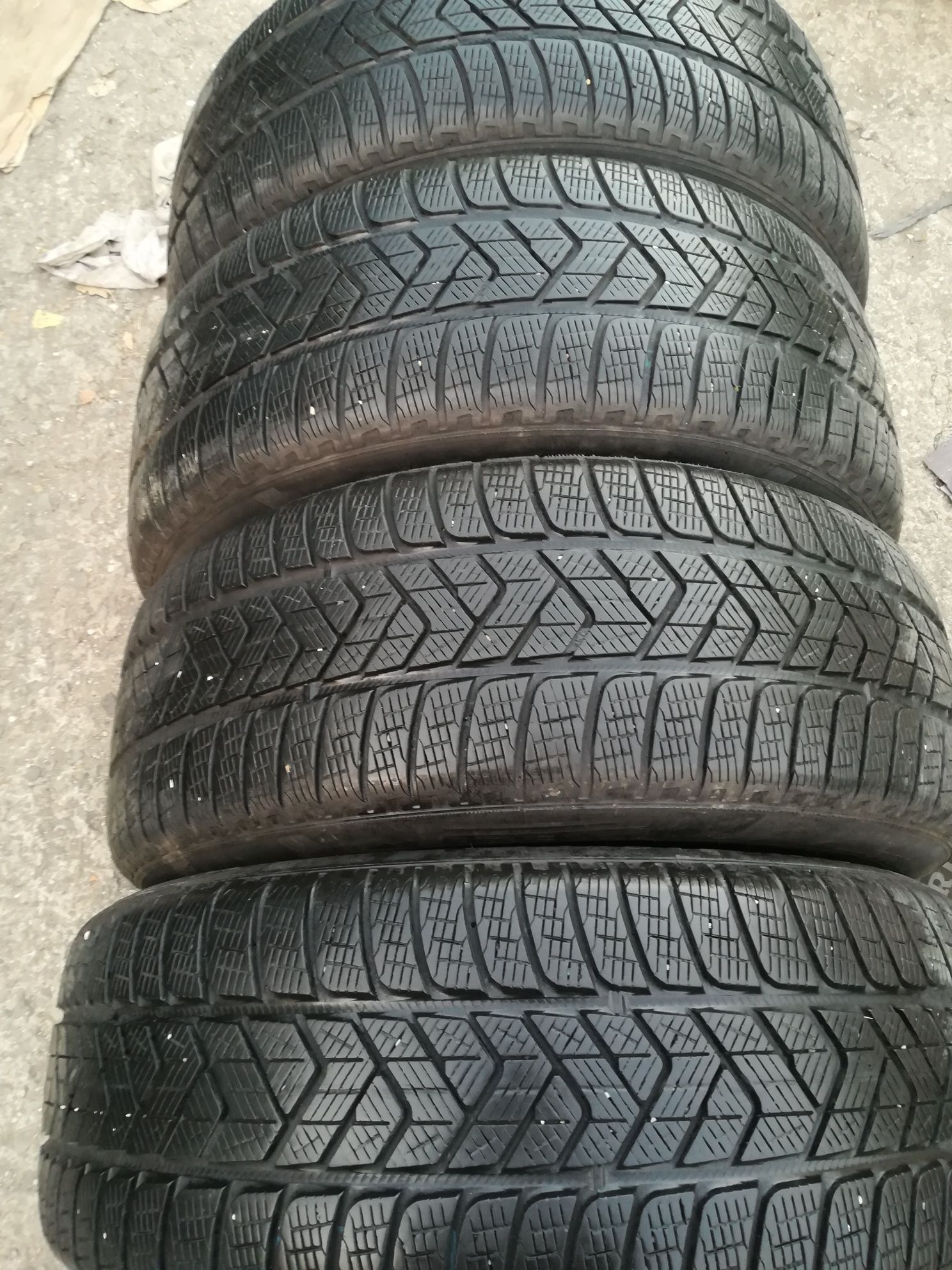 Перфектни 4бр.235/55/19 Pirelli Scorpion дот5015