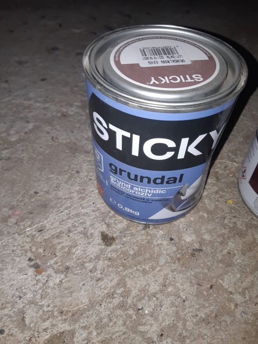 Vopsea pt.tabla și lemn