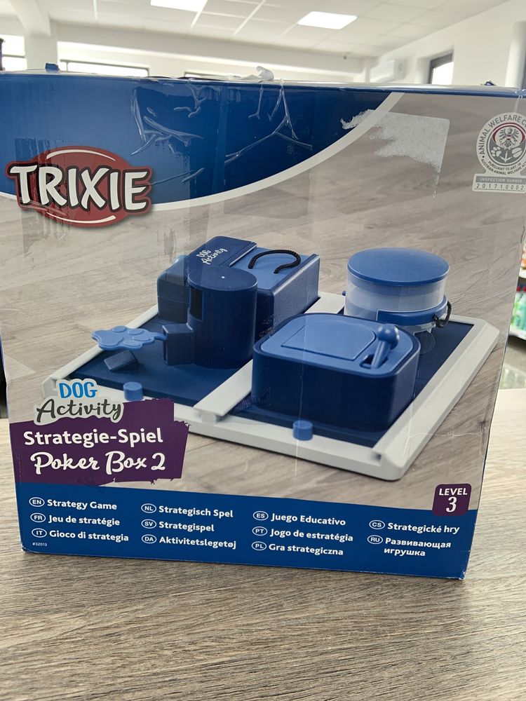 Trixie Dog Activity Poker Box 2 joc de îndemânare pentru câini