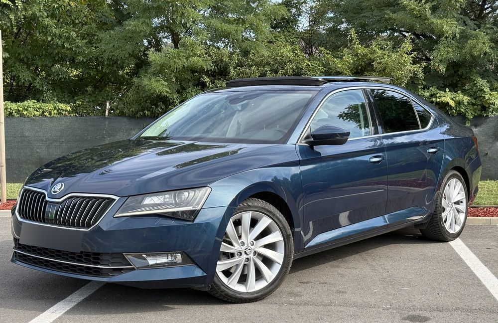 Skoda Superb Skoda Superb Berlina 2.0 TDI ,DSG, TRAPA, BORD VIRTUAL 2019