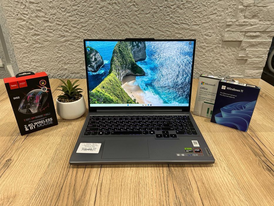 Игровой ноутбук Lenovo Legion Slim 5 /Ryzen 7-8845HS/32GB/1TB/RTX4070