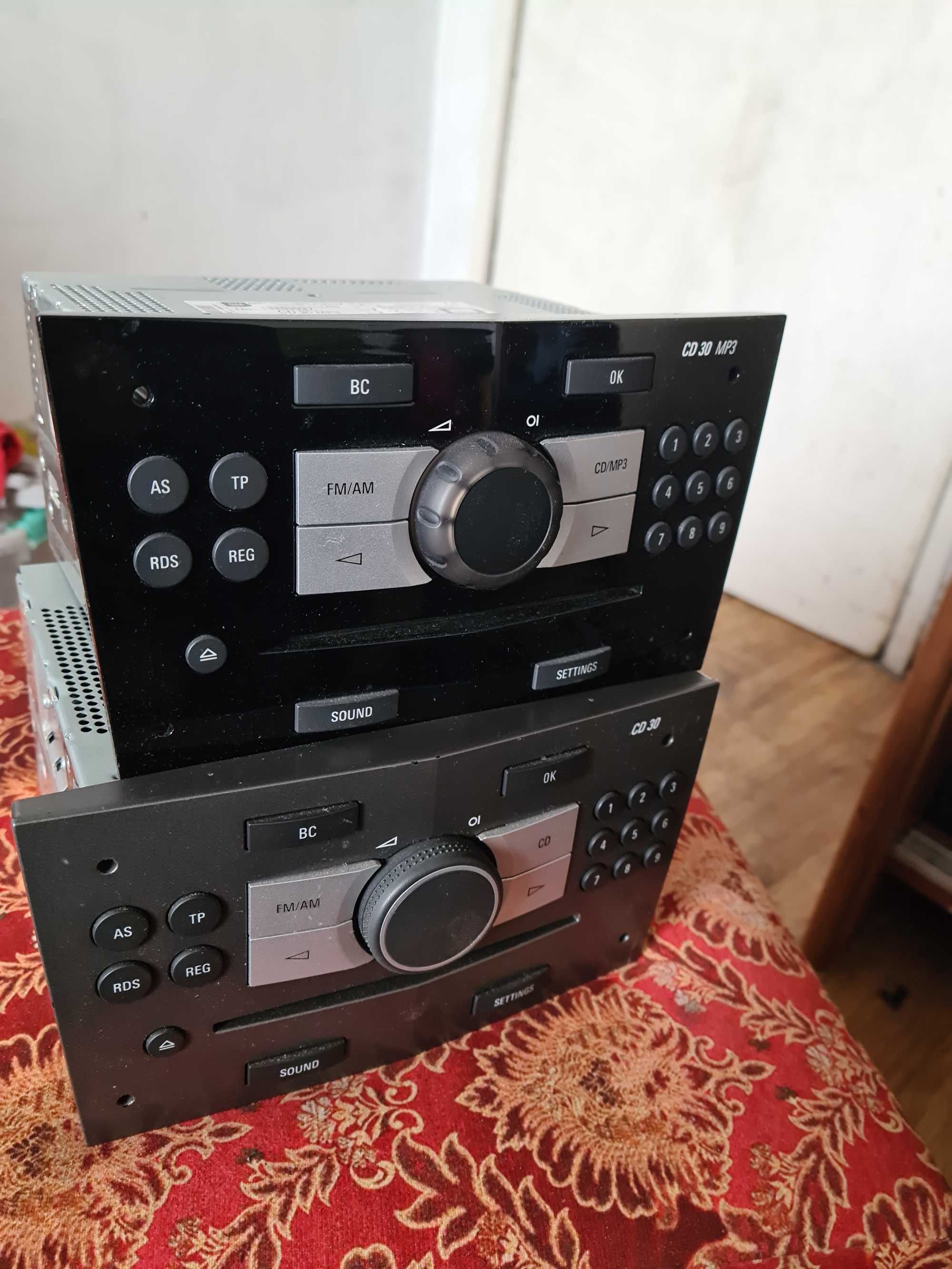 Медиа за Opel  CD30, CD30 MP3