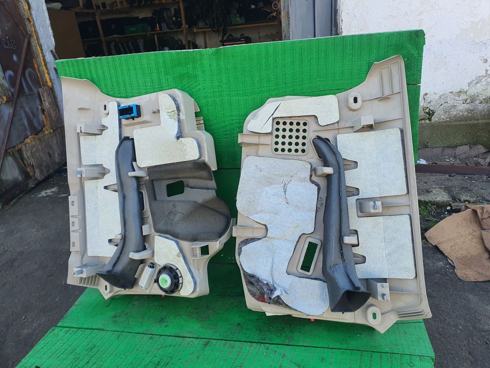 Plastic inchidere sub plansa bord crem europa bmw f01 f02 europa