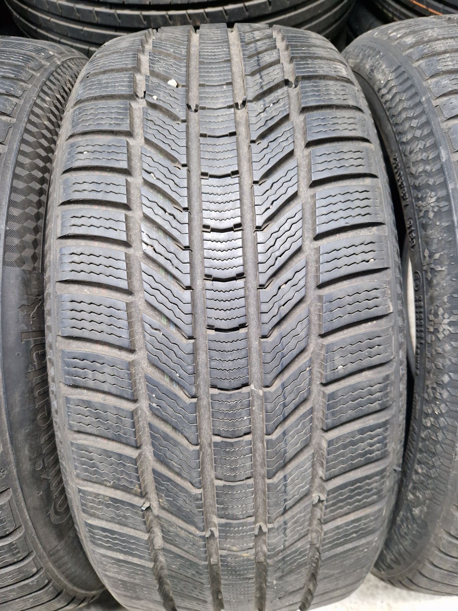 Set 4 anvelope SH iarna Continental 225/40/18 dot 2023