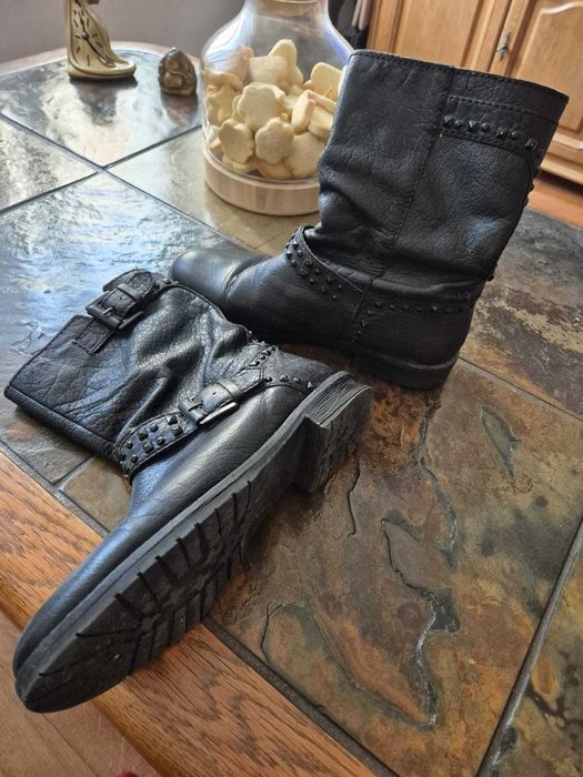 Cizme scurte Stradivarius