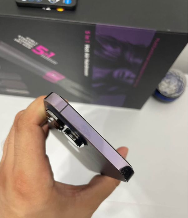 Iphone 14 pro max purple