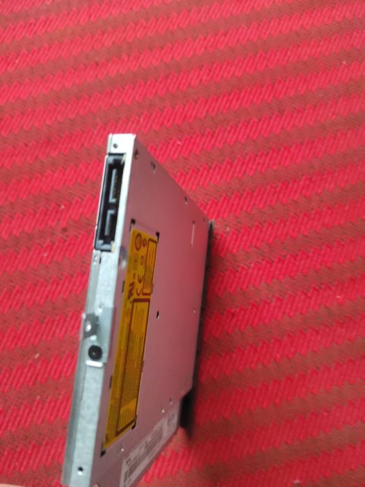 Unitate optică CD/DVD pentru laptop