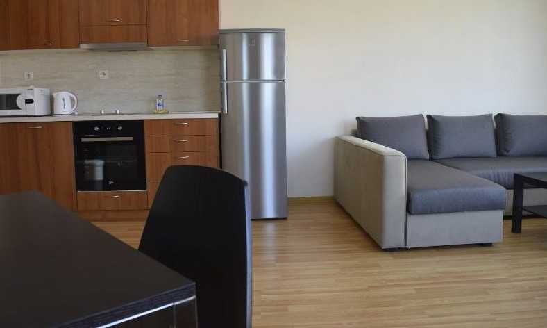 Дава се под наем Двустаен апартамент в София, Студентски град - 60 кв.м за 700 € - Снимка #2