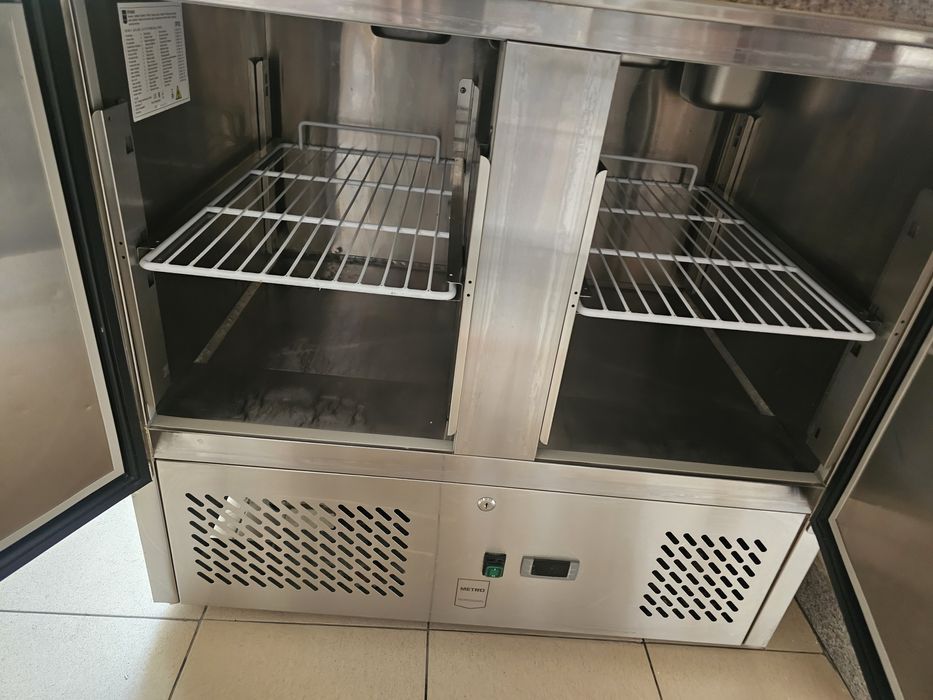 Cuptor Pizza + Echipamente Pizza/ Malaxor /Feliator / Masa Pizza