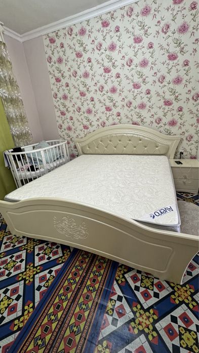Спальный гарнитур