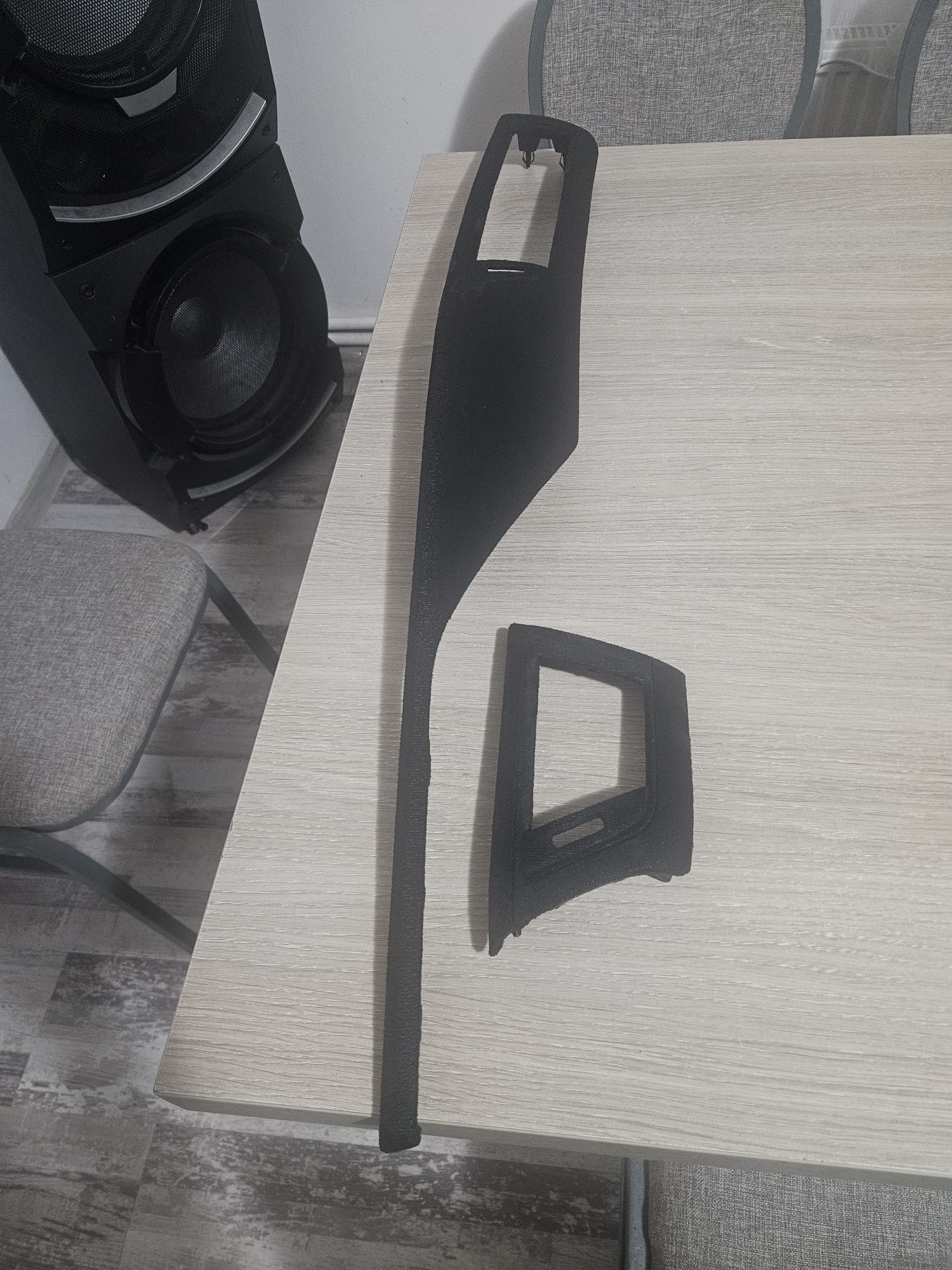 Trimuri Bmw f30 îmbrăcate în Alcantara