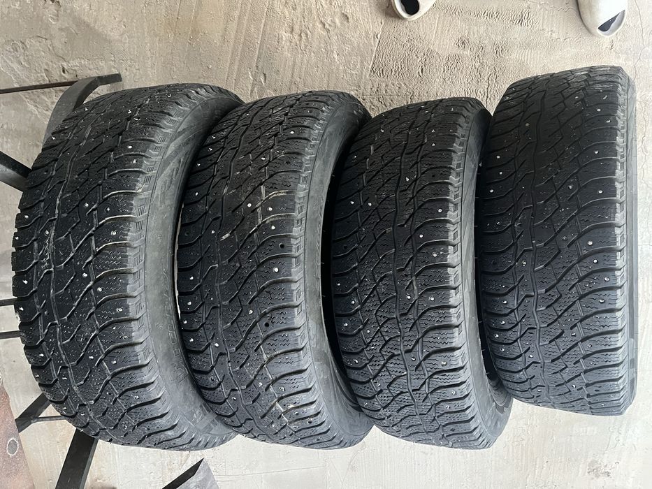 Продам шины 225/60/17