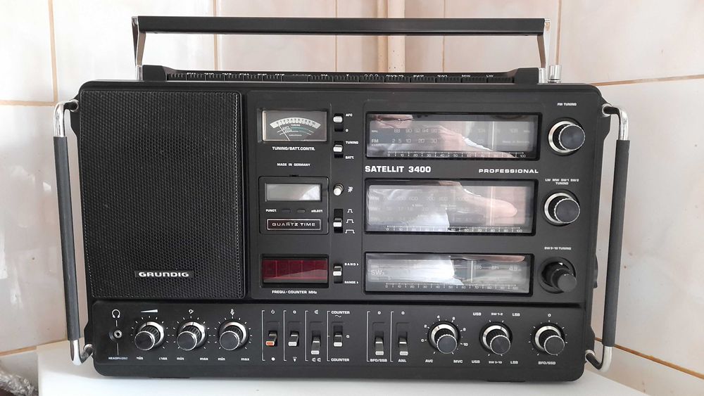 radio Grundig Satellite 3400