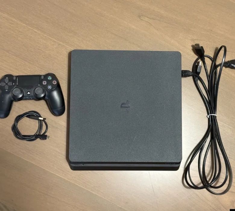 Vând Ps 4 cablu HDM 4k controler și incarctor pt controler