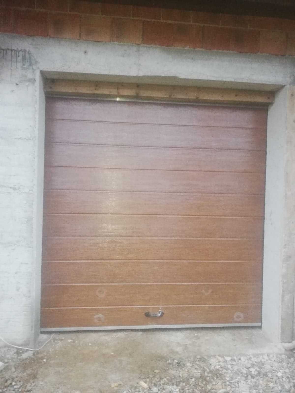 Usi de garaj sectionale | usa garaj | porti garaj automate sau manuale